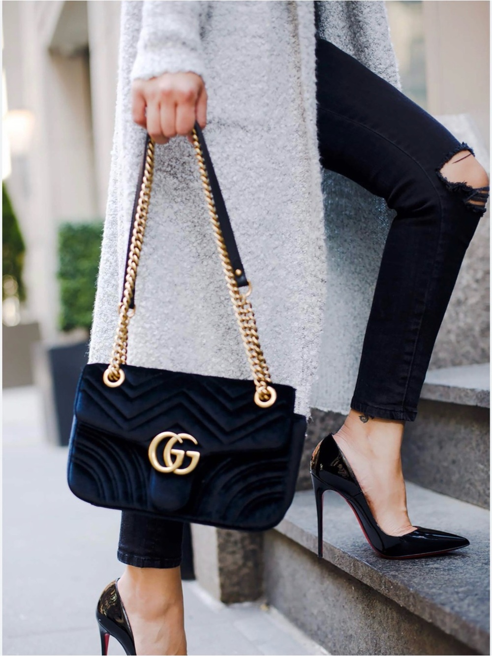 Gucci Black Velvet Chain-Handle Shoulder Bag with Gold Double-G Accent